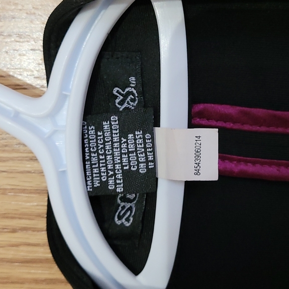 Stooshy Women's Blazer - Picture 4 of 4